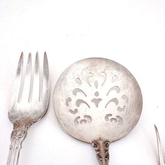 GORHAM STERLING SILVER CHANTILLY SERVING FORK TOMATO SERVER LEMON FORK - Picture 4 of 9